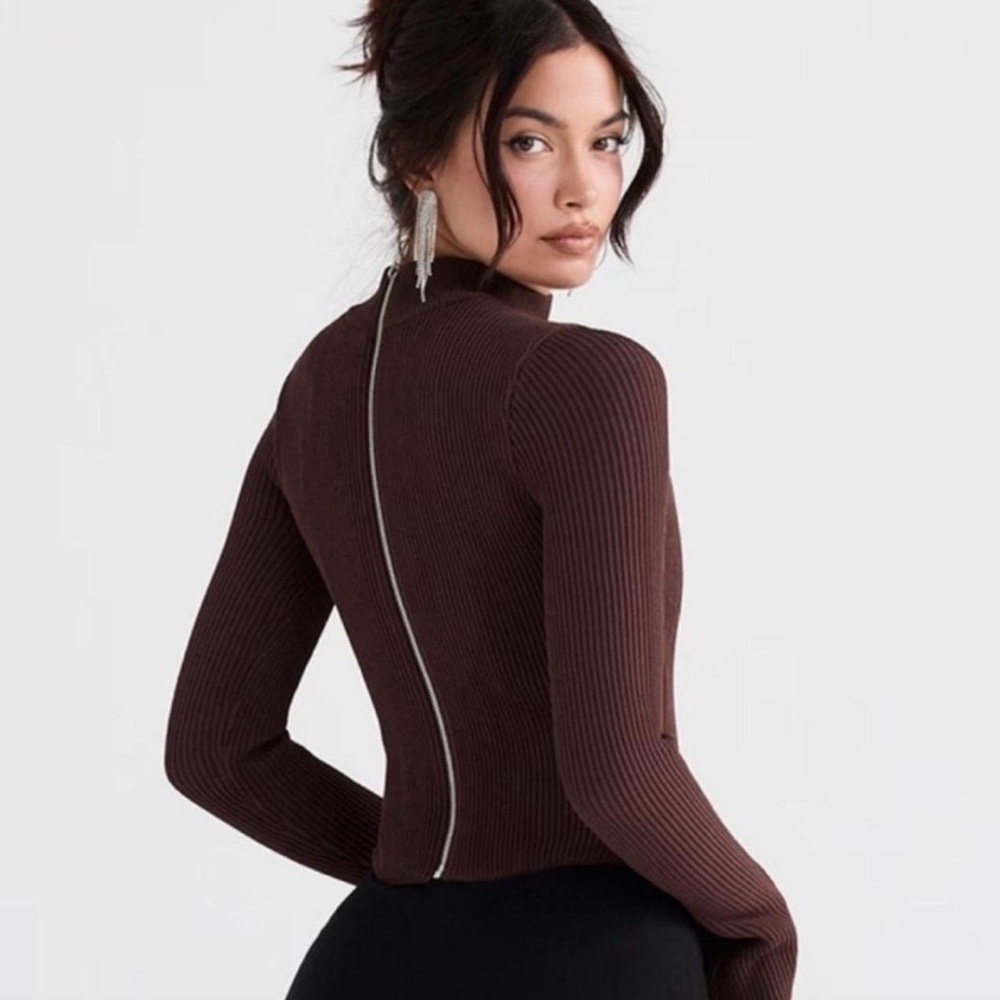 House of CB Brown Ribbed Cutout Top - Picture 3 of 6